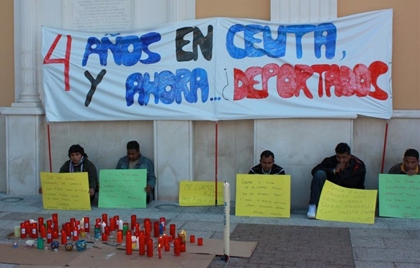 Protestas de ciudadanos indios en Ceuta