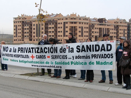 Foto de una concentración en defensa de la sanidad pública