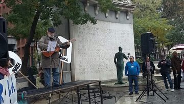 Manuel Alfaya canta